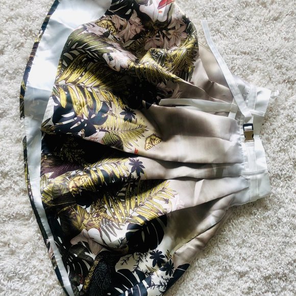 MASKA a-line flare pleated skirt, - Picture 2 of 5